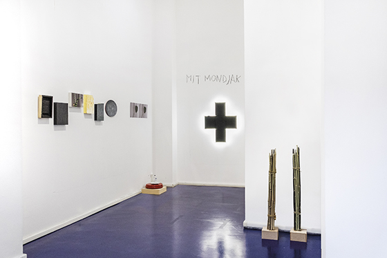Mit Mondjak Naked_Franco Dagani